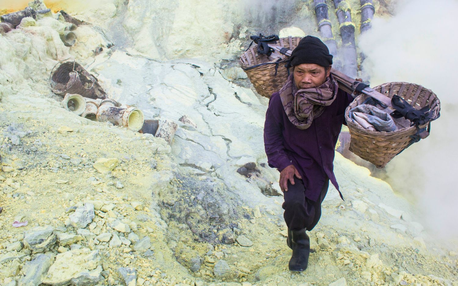 Sulfur miner