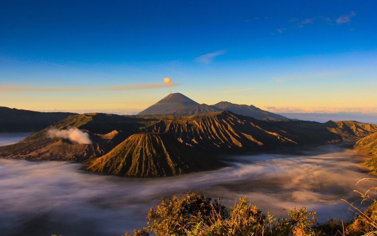Bromo Ijen Tour from Bali 3D2N: Epic Java Volcano Trip
